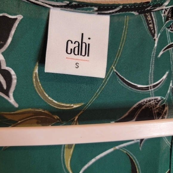 CAbi Zoe Floral Sleeveless Peplum size small - Picture 4 of 7